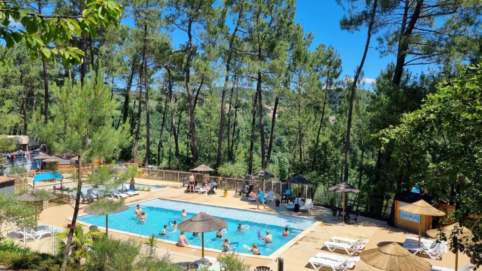 Village De Chalets Joyeuse Dış mekan fotoğraf